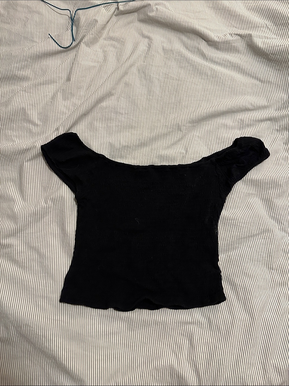 Brandy Melville Off-Shoulder Black smocked Women's Top
